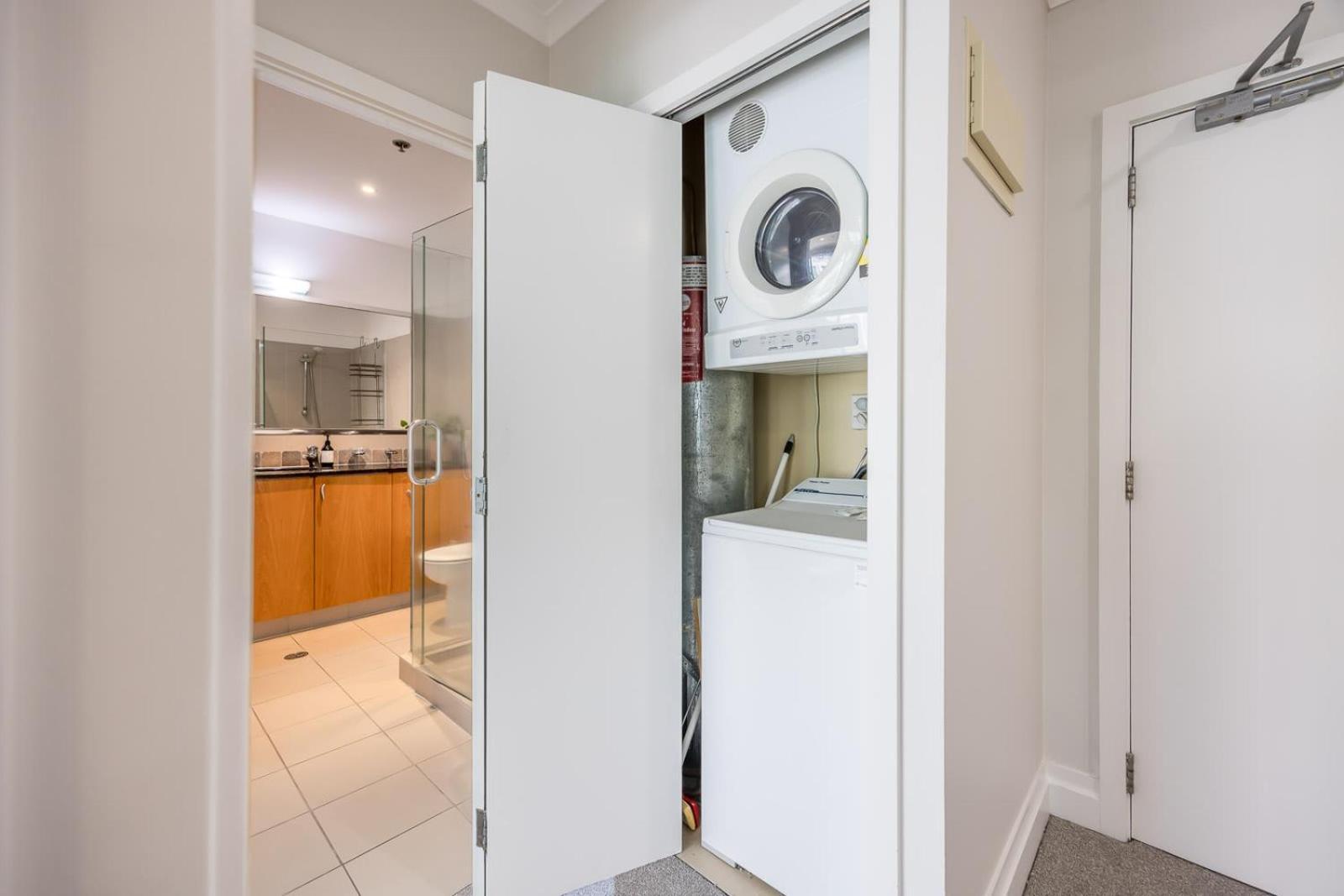 Apartamento Beautiful Renovated 2 X Bdrm,Perfect Location Auckland Exterior foto